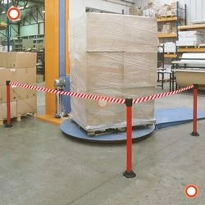 Belt Post Red post Red/White belt